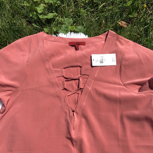 🩶5/$30 BKE Red Brand Dusty Rose Pink Criss Cross Short Sleeve Top Size Small NEW - Picture 3 of 12